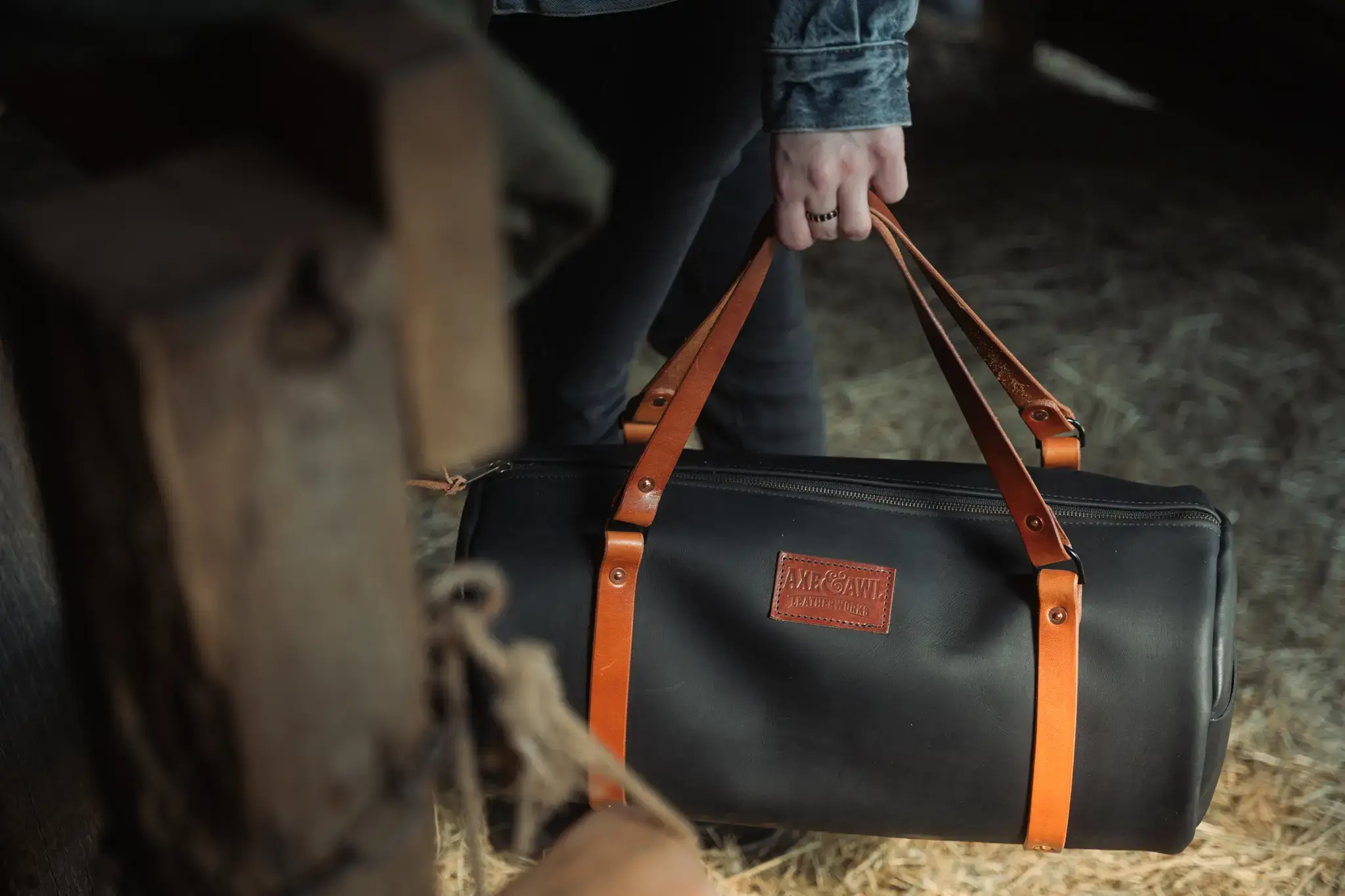 Traveler Leather Duffle Bag - Axe and Awl Leatherworks